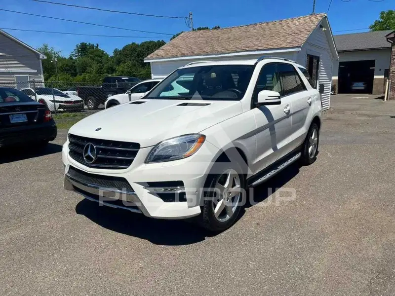 2013 Mercedes Benz ML-Class фото