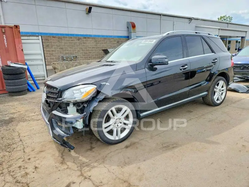 2013 Mercedes Benz ML-Class фото