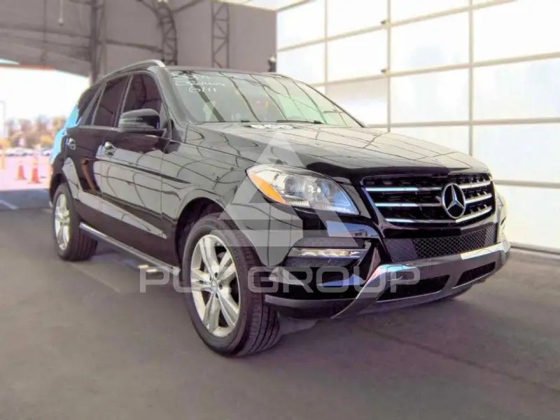 2013 Mercedes Benz ML-Class photo
