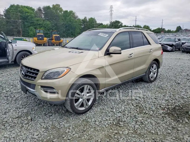 2013 Mercedes Benz ML-Class фото