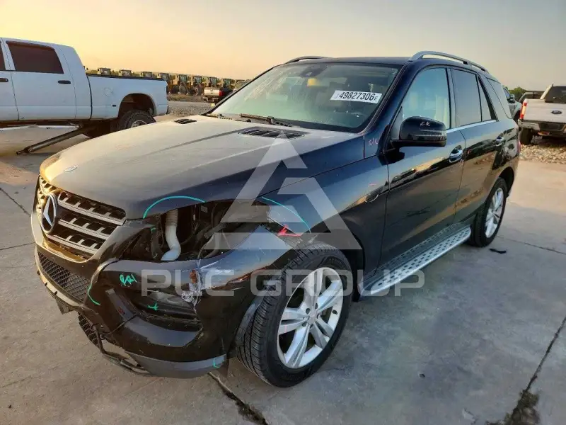 2013 Mercedes Benz ML-Class photo