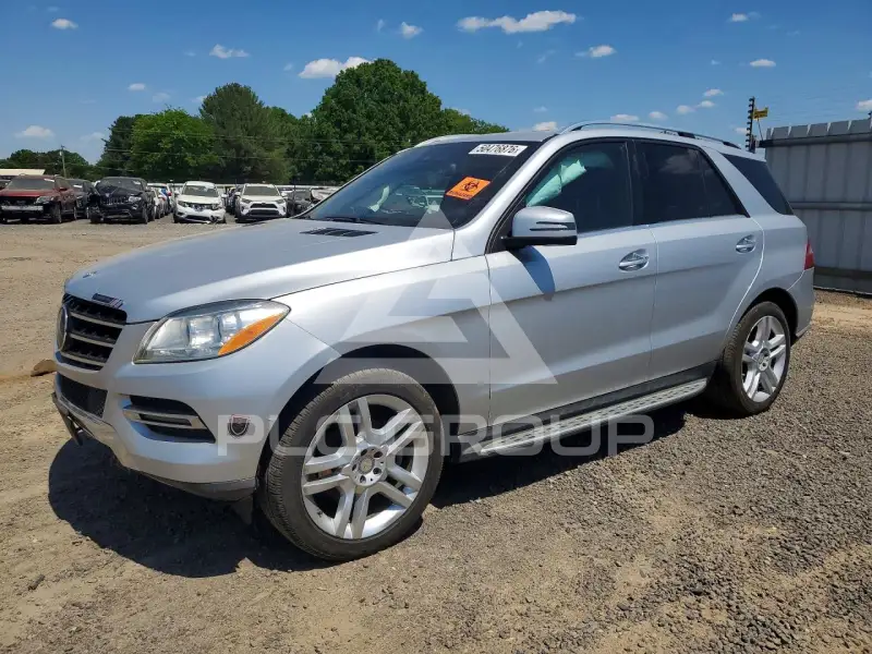 2013 Mercedes Benz ML-Class фото