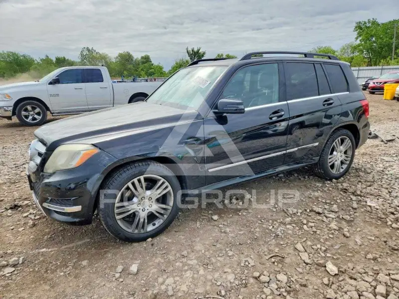 2013 Mercedes Benz GLK-Class photo