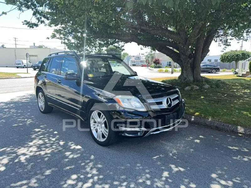2013 Mercedes Benz GLK-Class photo