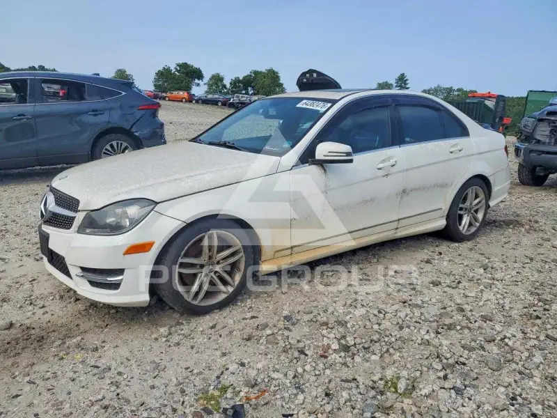 2013 Mercedes Benz C-Class фото