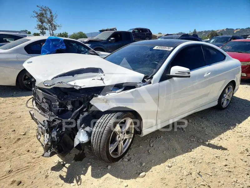 2013 Mercedes Benz C-Class фото