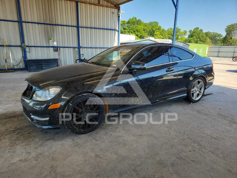 2013 Mercedes Benz C-Class фото