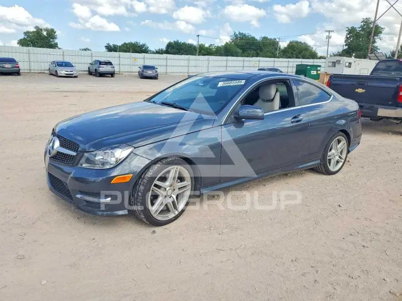 2013 Mercedes Benz C-Class фото
