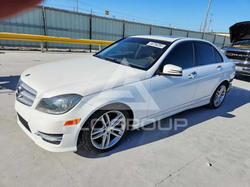 2013 Mercedes Benz C-Class фото