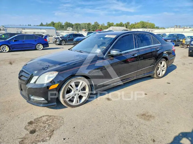 2013 Mercedes Benz E-Class фото