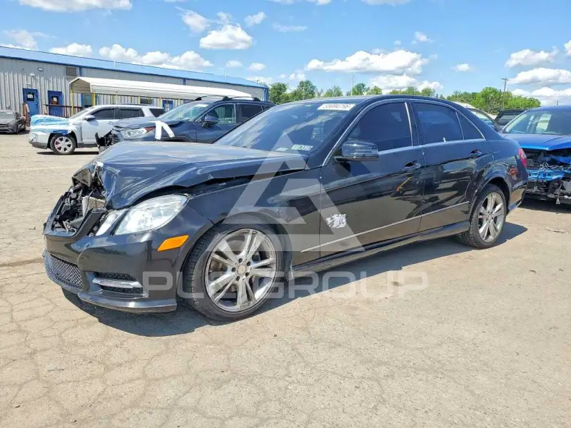 2013 Mercedes Benz E-Class фото