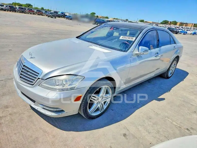 2013 Mercedes Benz S-Class фото