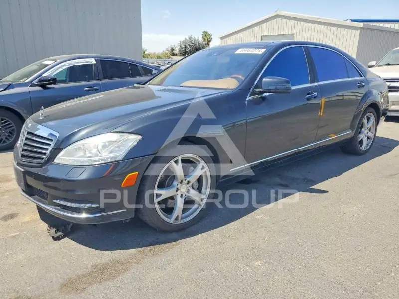 2013 Mercedes Benz S-Class фото
