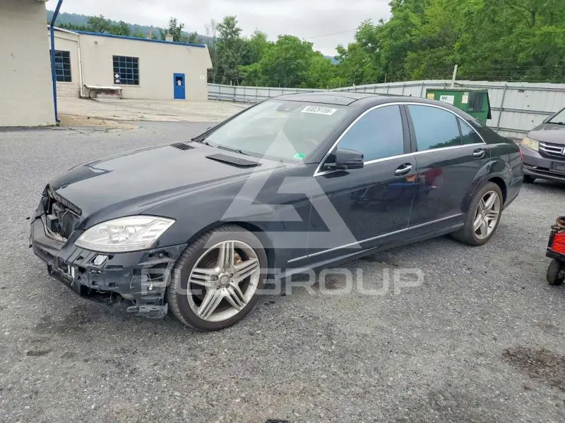 2013 Mercedes Benz S-Class фото