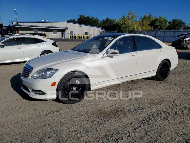 2013 Mercedes Benz S-Class фото
