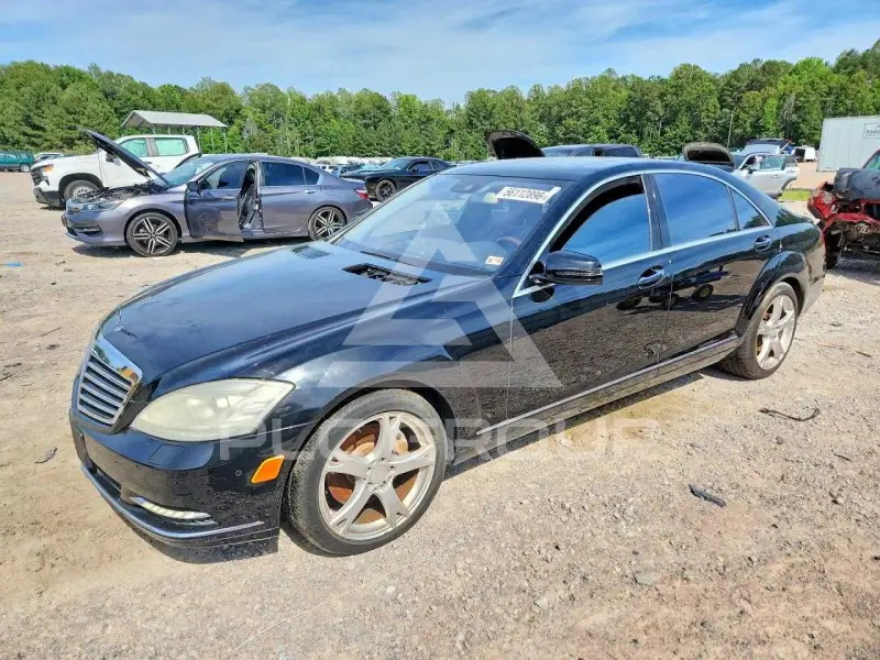 2013 Mercedes Benz S-Class фото