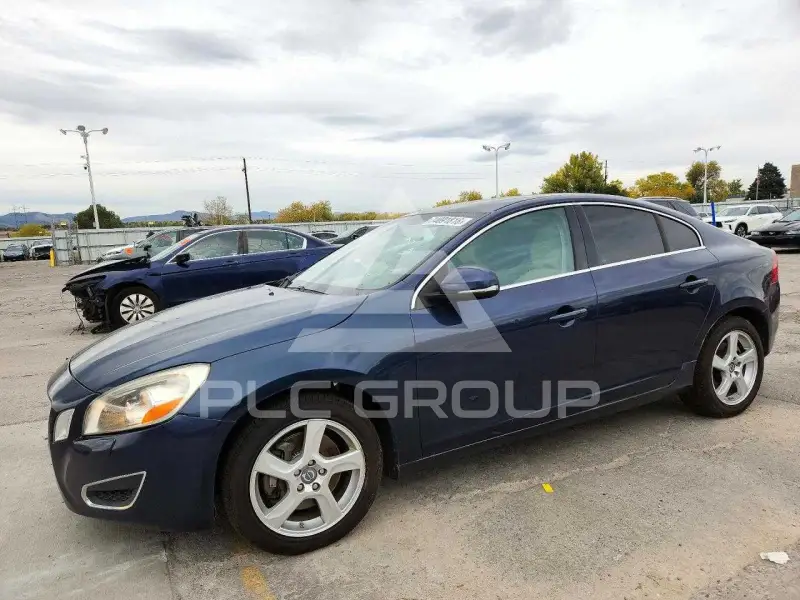 2013 Volvo S60 фото