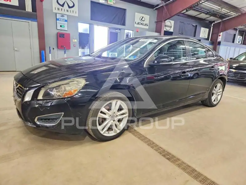 2013 Volvo S60 фото