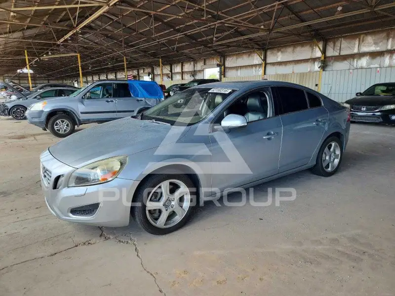 2013 Volvo S60 фото