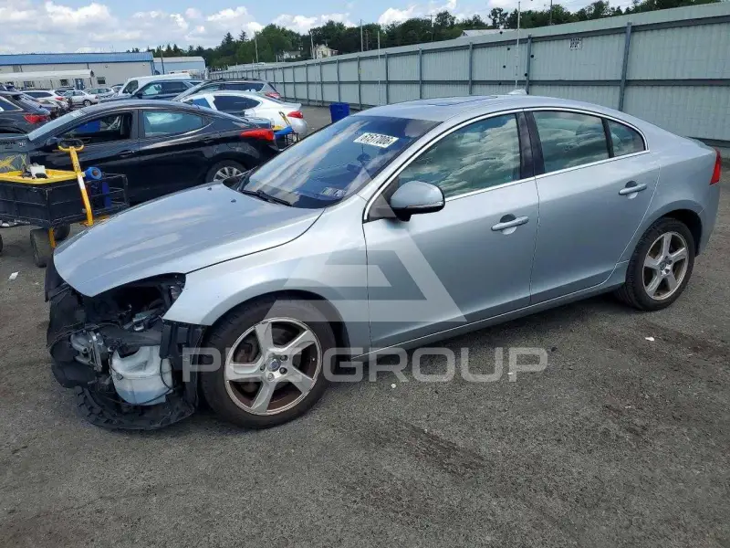2013 Volvo S60 photo
