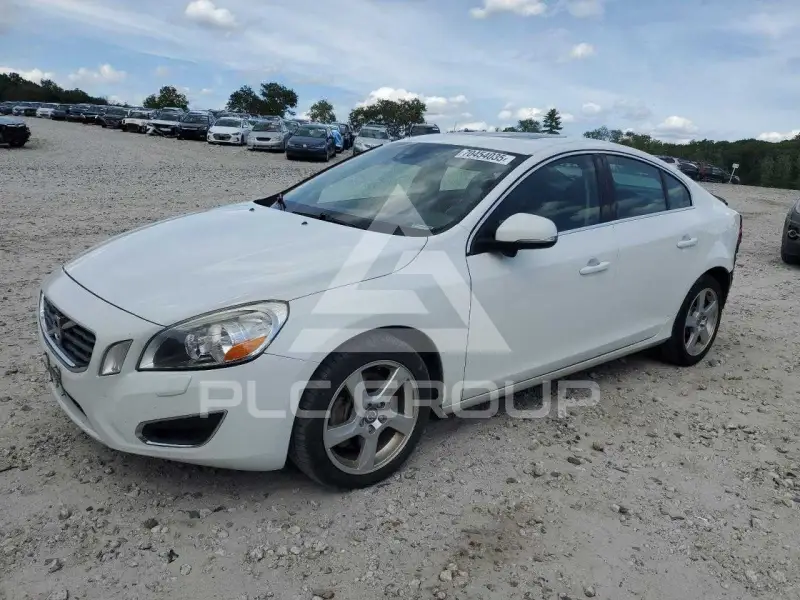 2013 Volvo S60 фото