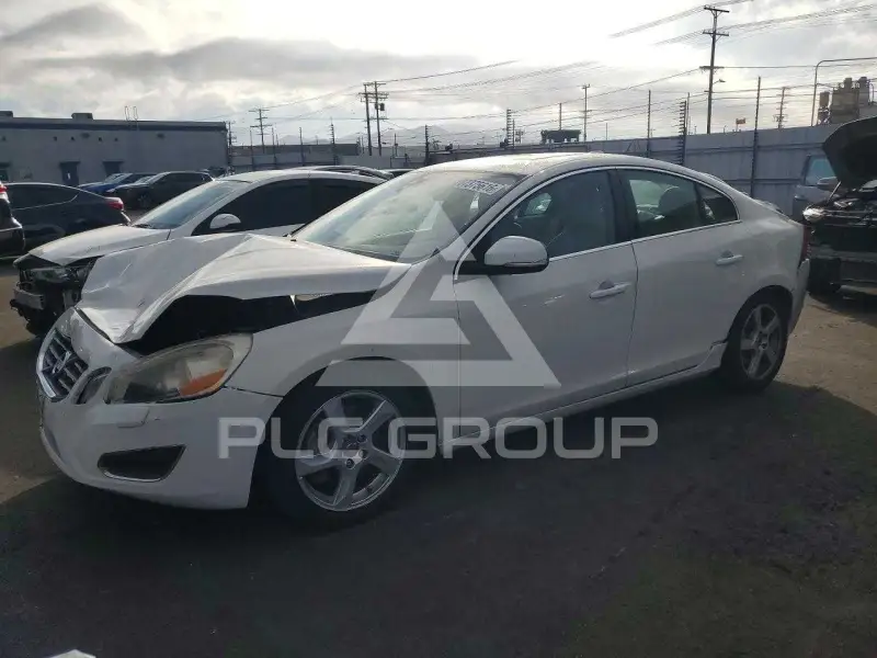 2013 Volvo S60 фото