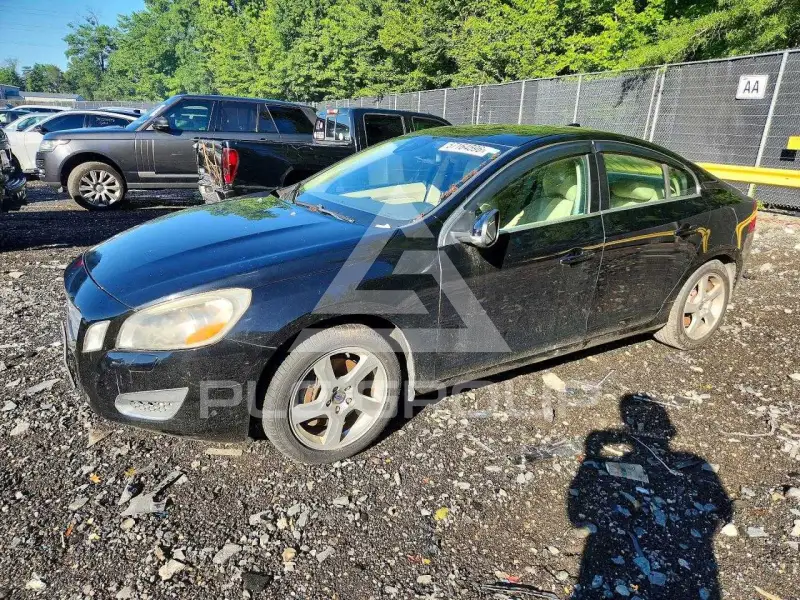 2013 Volvo S60 фото