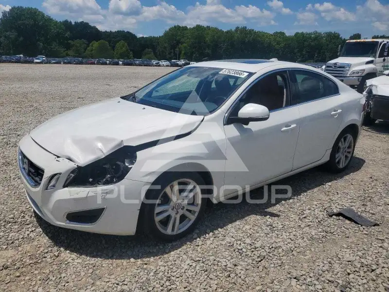 2013 Volvo S60 фото