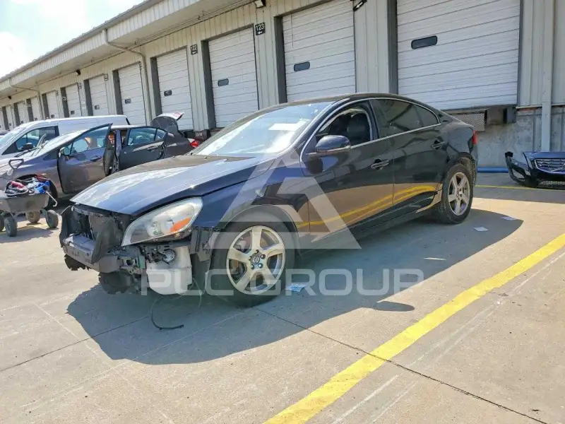 2013 Volvo S60 фото