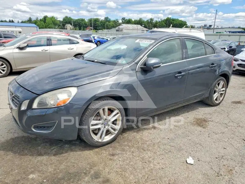 2013 Volvo S60 photo