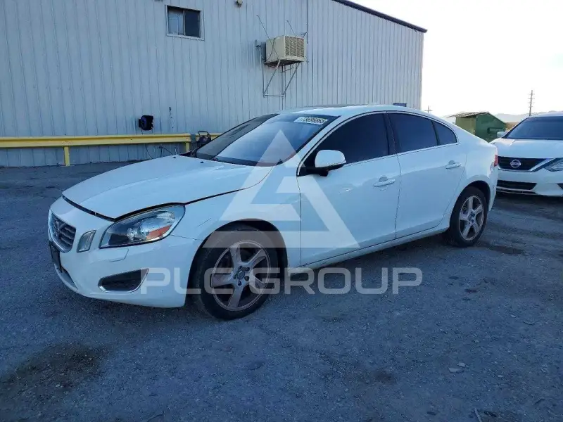 2013 Volvo S60 фото