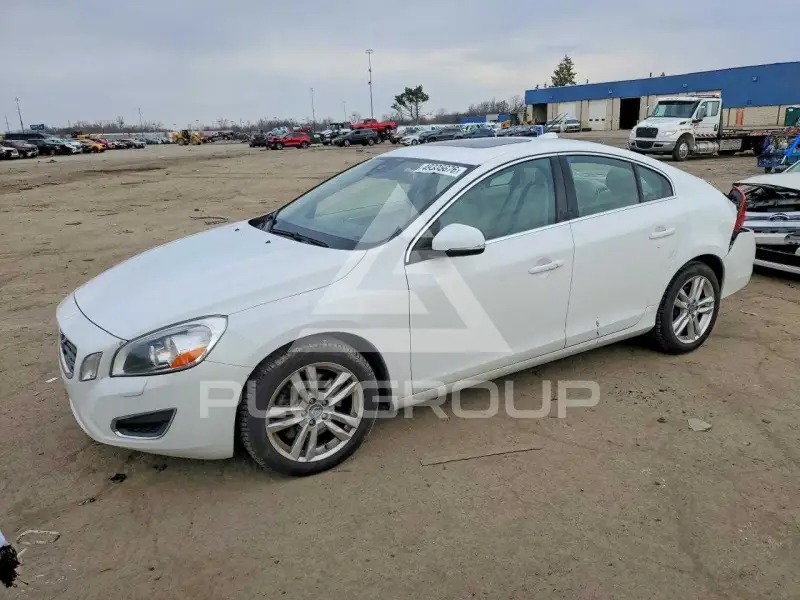 2013 Volvo S60 фото