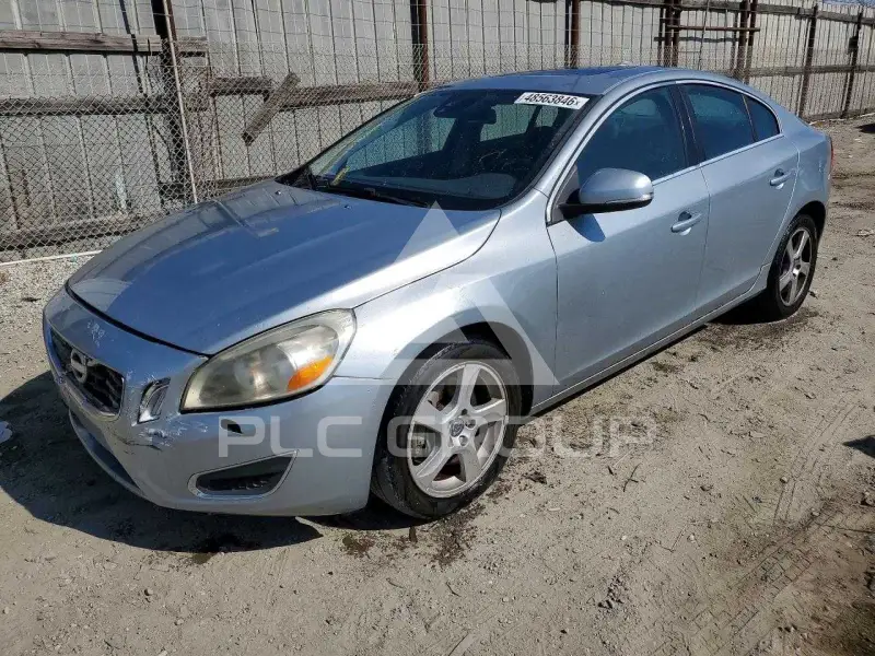 2013 Volvo S60 фото