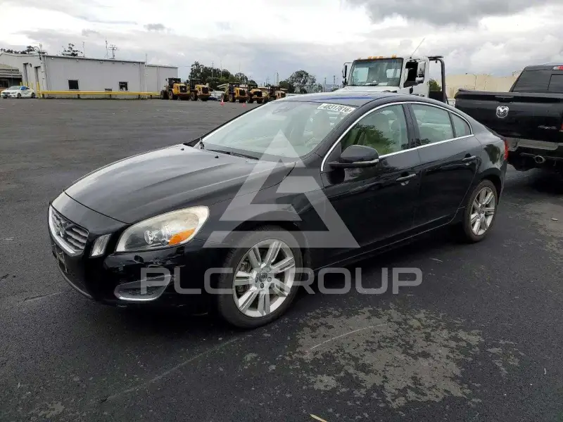 2013 Volvo S60 фото