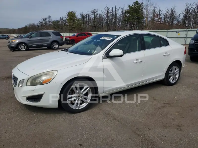 2013 Volvo S60 фото