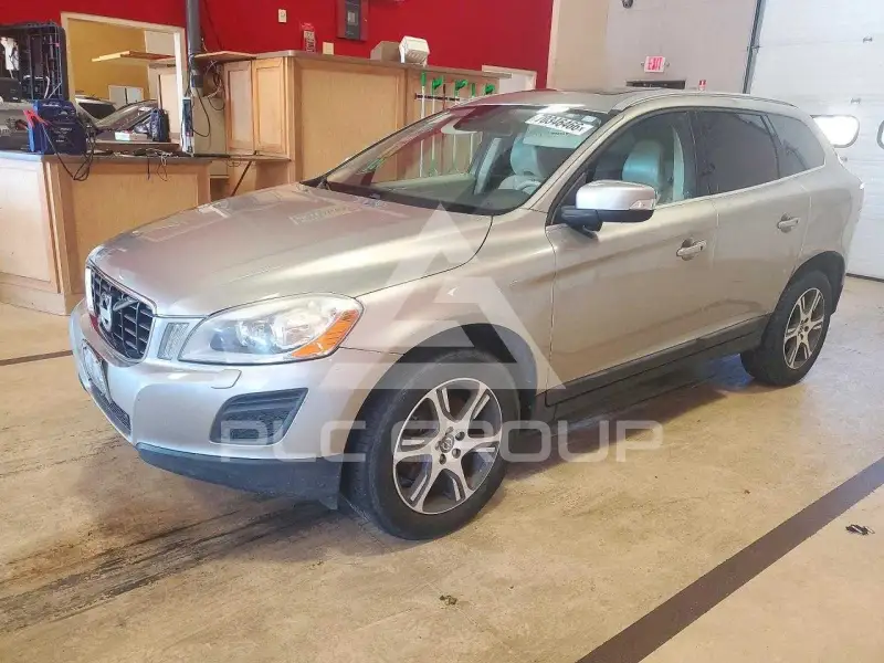2013 Volvo XC60 фото