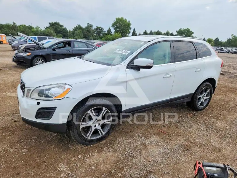 2013 Volvo XC60 фото