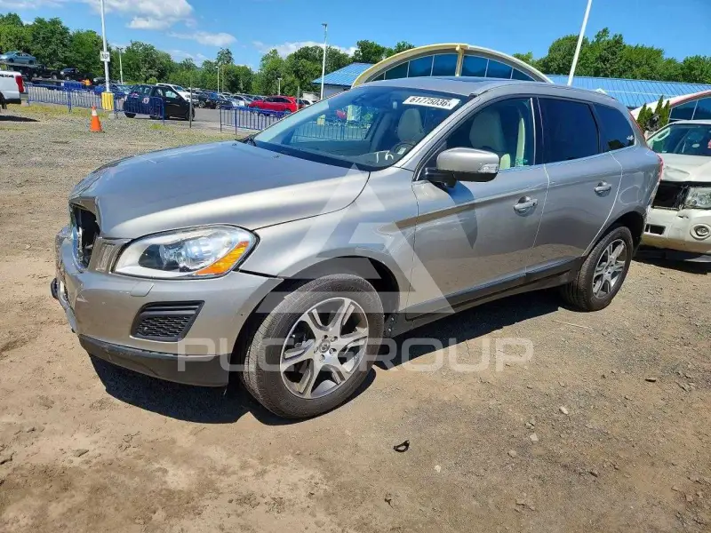 2013 Volvo XC60 photo