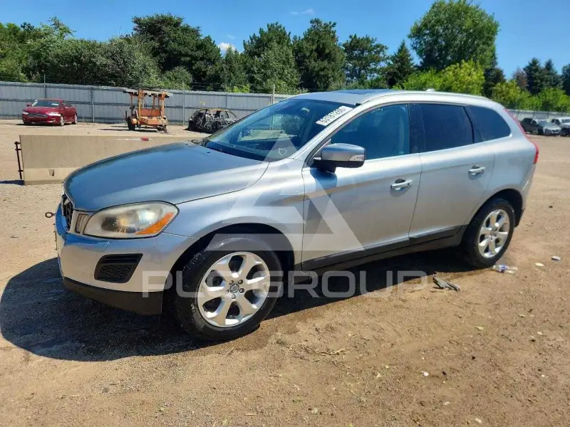 2013 Volvo XC60 photo