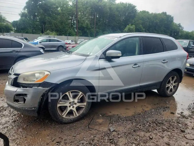 2013 Volvo XC60 photo