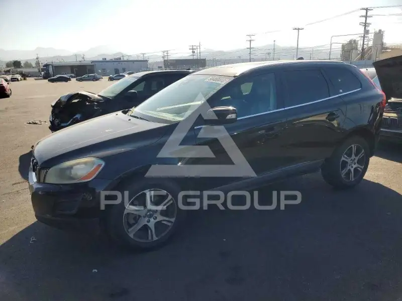 2013 Volvo XC60 фото