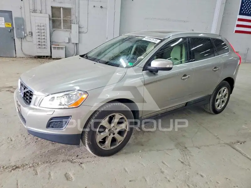 2013 Volvo XC60 photo