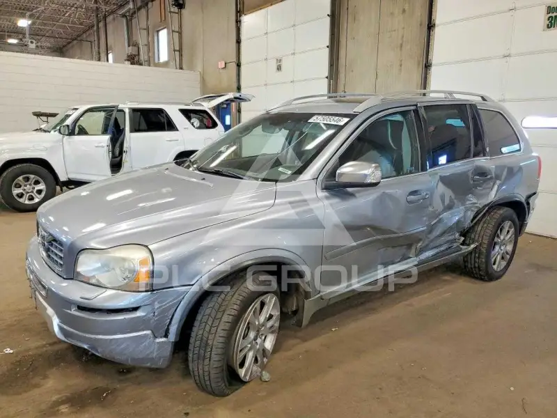 2013 Volvo XC90 фото