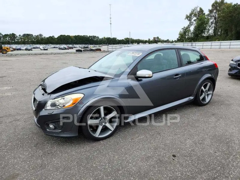 2013 Volvo C30 фото