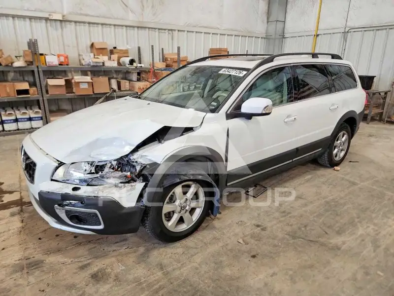 2013 Volvo XC70 photo