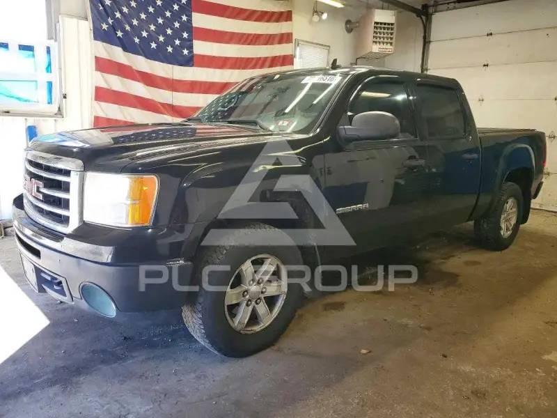 2013 GMC Sierra photo