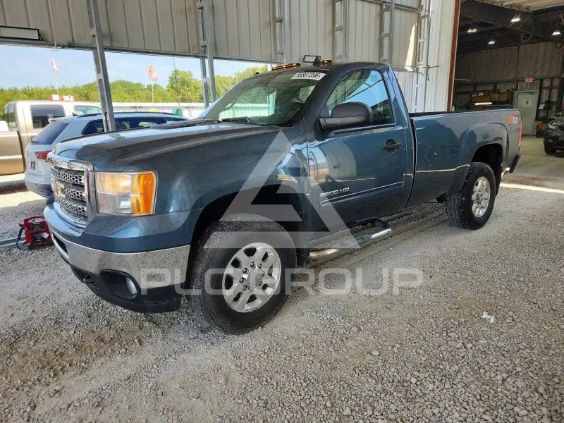 2013 GMC Sierra photo