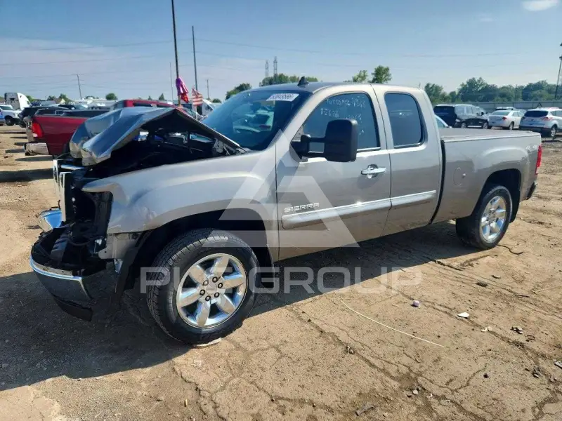 2013 GMC Sierra photo