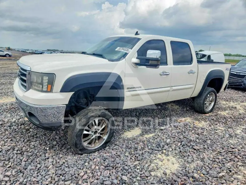 2013 GMC Sierra photo