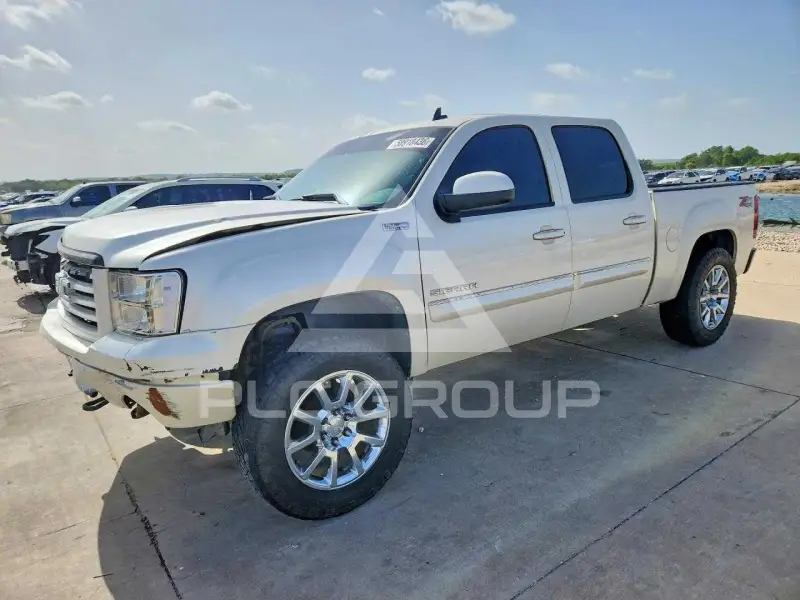 2013 GMC Sierra photo